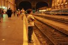 U budapešťského nádraží panuje napětí, běženci chtějí pryč