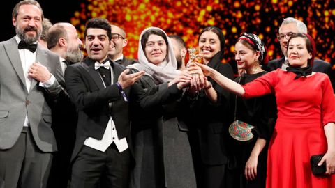 Zlatého medvěda na Berlinale získal íránský film Zlo neexistuje