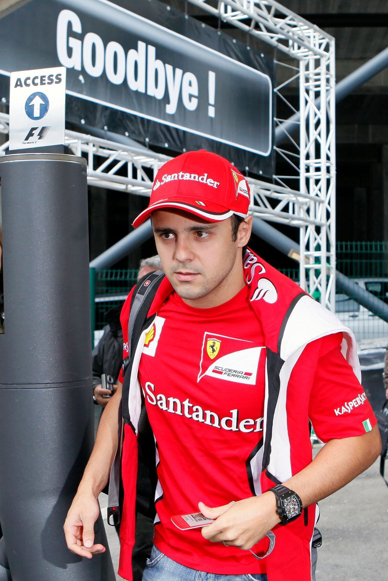 Felipe Massa dorazil do Spa