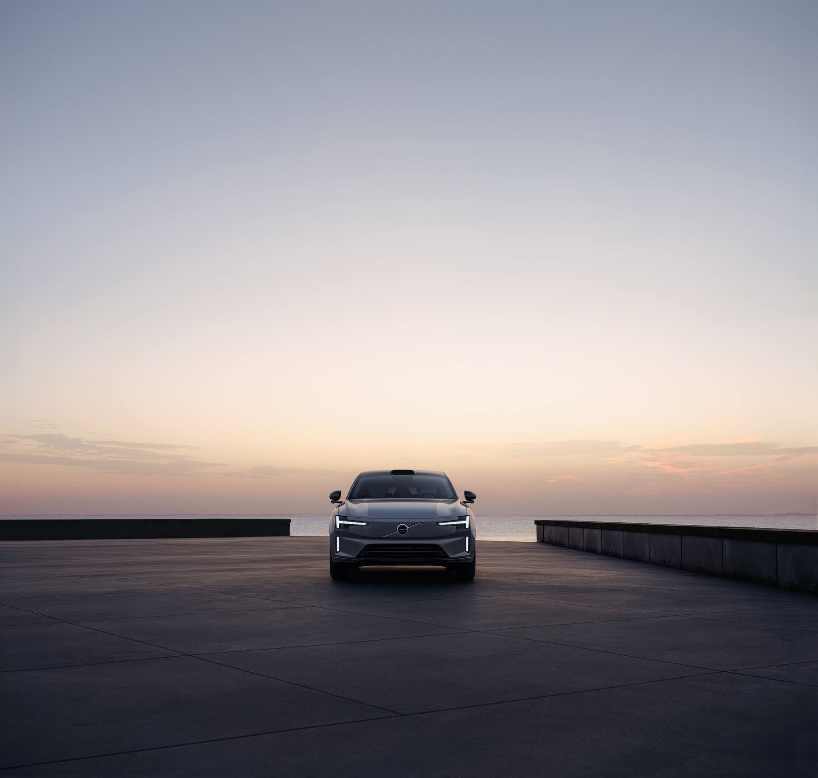 Volvo ES90