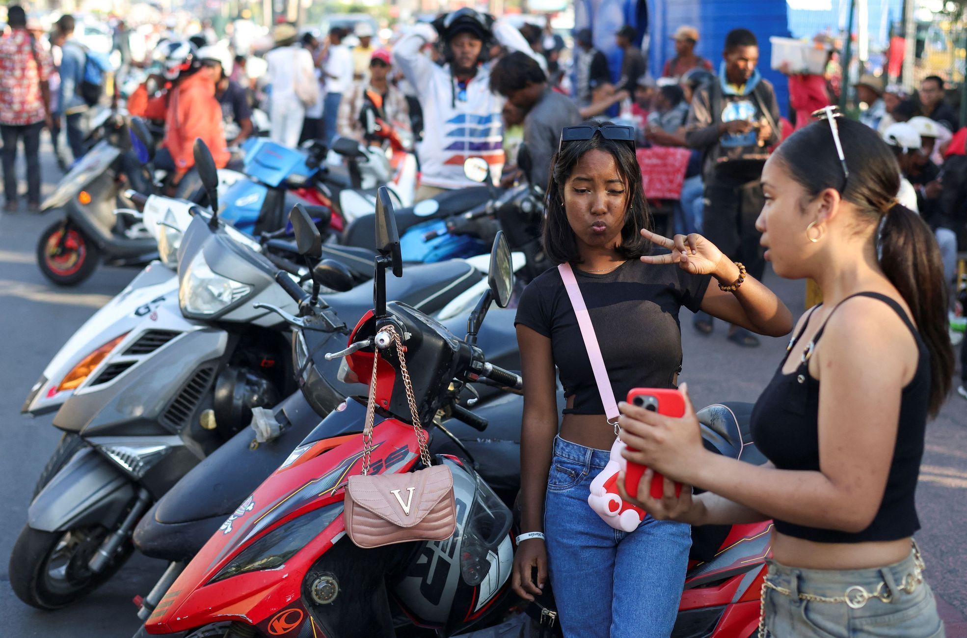 Madagaskar, Afrika, Antananarivo, protest, armáda