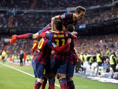 Barcelona slaví gól na Realu