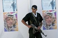 FOTO: Palestinci vzpomínají na Arafata