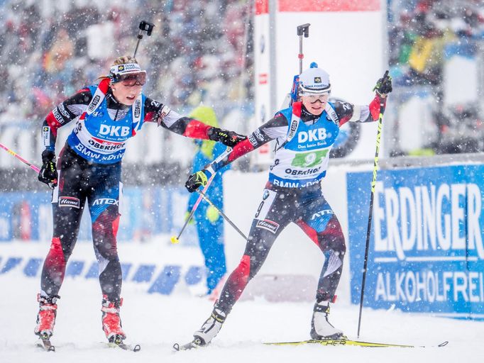 SP v biatlonu 2018/19, Oberhof, štafeta žen: Lucie Charvátová a Veronika Vítková