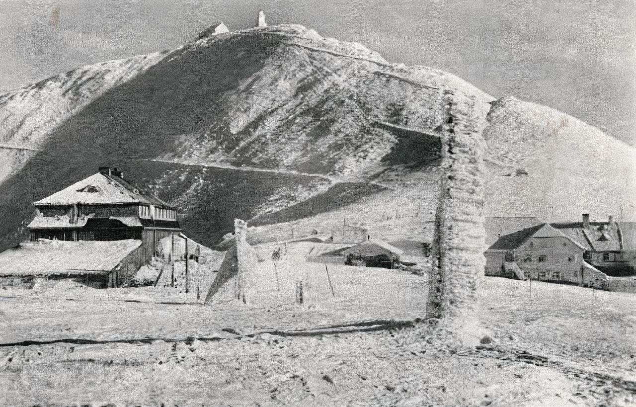 Dom Śląski, Krkonošské boudy, Krkonoše, hory, historie, pokračování, Domácí