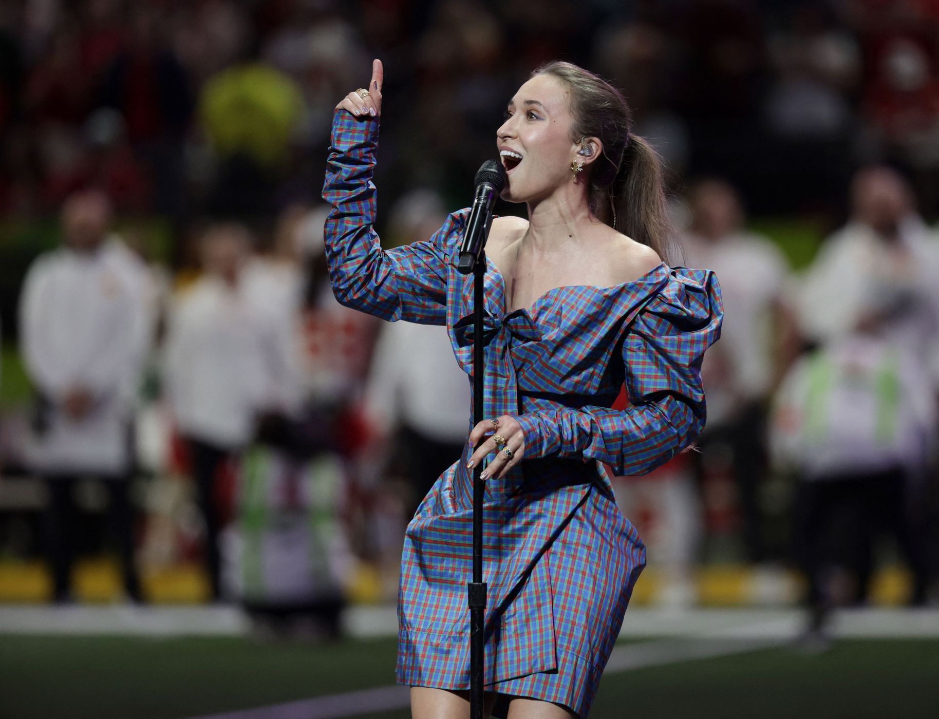 Super Bowl LIX  2025, Philadelphia - Kansas City: Lauren Daigleová zpívá píseň "America the Beautiful"
