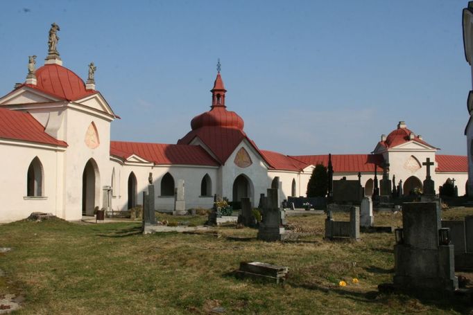 Zelená hora. ambit kostela, stav v roce 2012, foto Pavel Macků