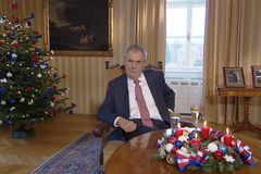 Přímý přenos: Prezident Zeman pronesl své tradiční vánoční poselství z Lán
