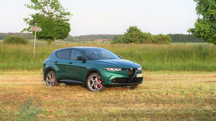 Hravý duch pod tíhou baterie. Test plug-in hybridní Alfy Romeo Tonale