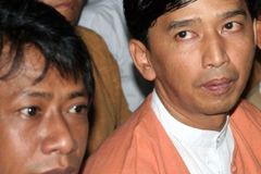 Zátah v Barmě nekončí, junta zatýká vůdce opozice