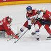 Leonardo Genoni, Ondřej Kaše a Dean Kukan ve finále MS 2024 Česko - Švýcarsko