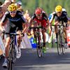 Britský cyklista Christopher Froome dojíždí do cíle sedmé etapy Tou de France jako vítěz.