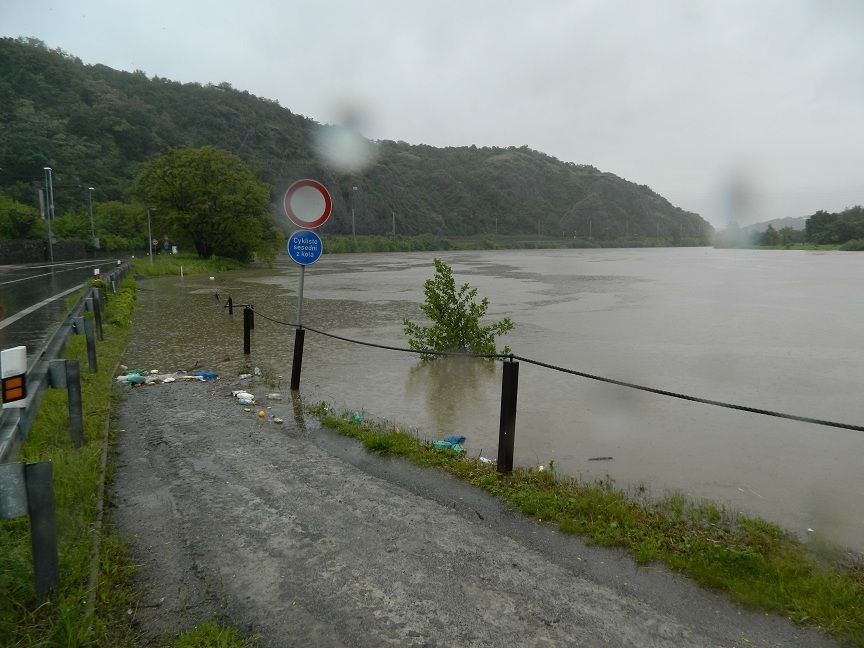 Povodeň červen 2013 - Roztocká ulice v Praze 6