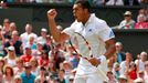 Francouzský tenista Jo-Wilfried Tsonga na Wimbledonu 2011.