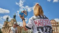 Praha, Staroměstské náměstí, happening, demonstrace, overturismus