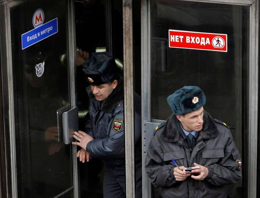 Výbuchy v moskevském metru