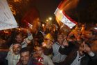 Egypt zažil karnevalovou noc. Lidé slavili pád Mubaraka