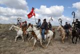 Mírová dohoda ukončila násilí mezi bílými osadníky a Siouxy. Americká vláda uznala území pohoří Black Hills jakou součást rezervace Great Sioux.