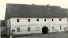 Nečtiny (Plzeňský kraj). Stavení, z něhož nyní vzniklo regionální muzeum. Fotka z roku 1963.