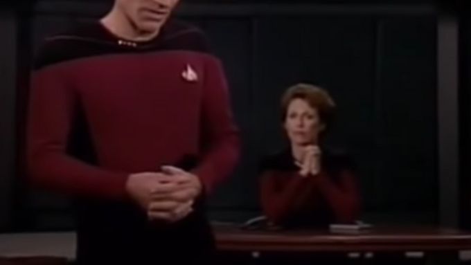 Patrick Stewart bude opět velet legendární kosmické lodi USS Enterprise. Ukázka ze starých dílů