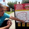Blokáda přechodu v Běchovicích