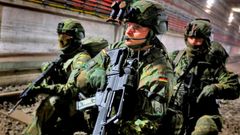 Německo, Berlín, metro vojenské cvičení, Rusko, Bundeswehr