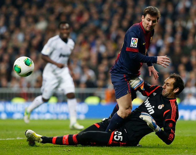 Real Madrid - FC Barcelona: Diego Lopez - Lionel Mess