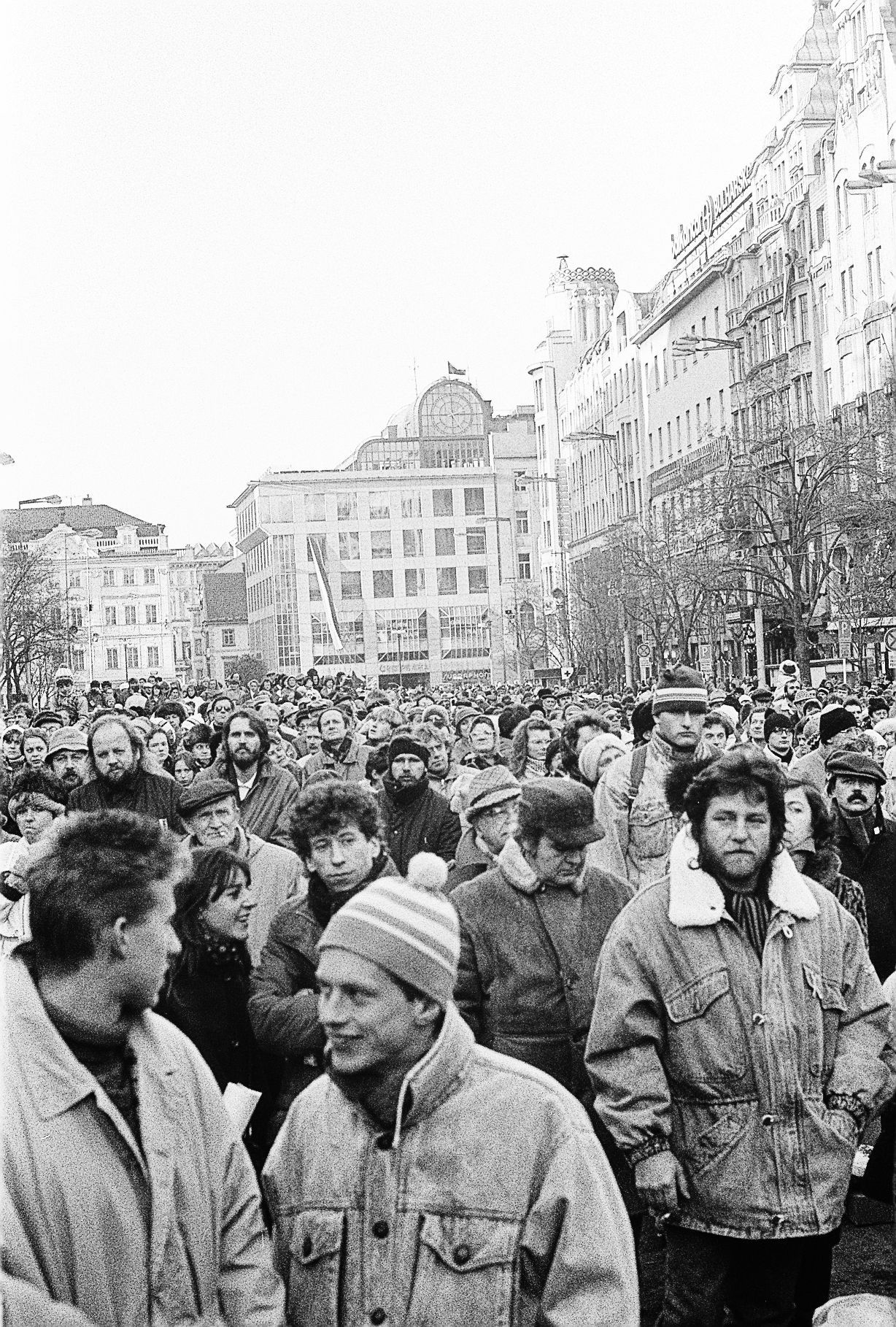 Jednorázové užití / Fotogalerie / Unikátní fotografie ze zákulisí Václava Havla z období Sametové revoluce