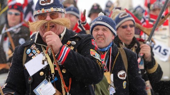 Tak se fandí lyžování. Norové ovládli Liberec