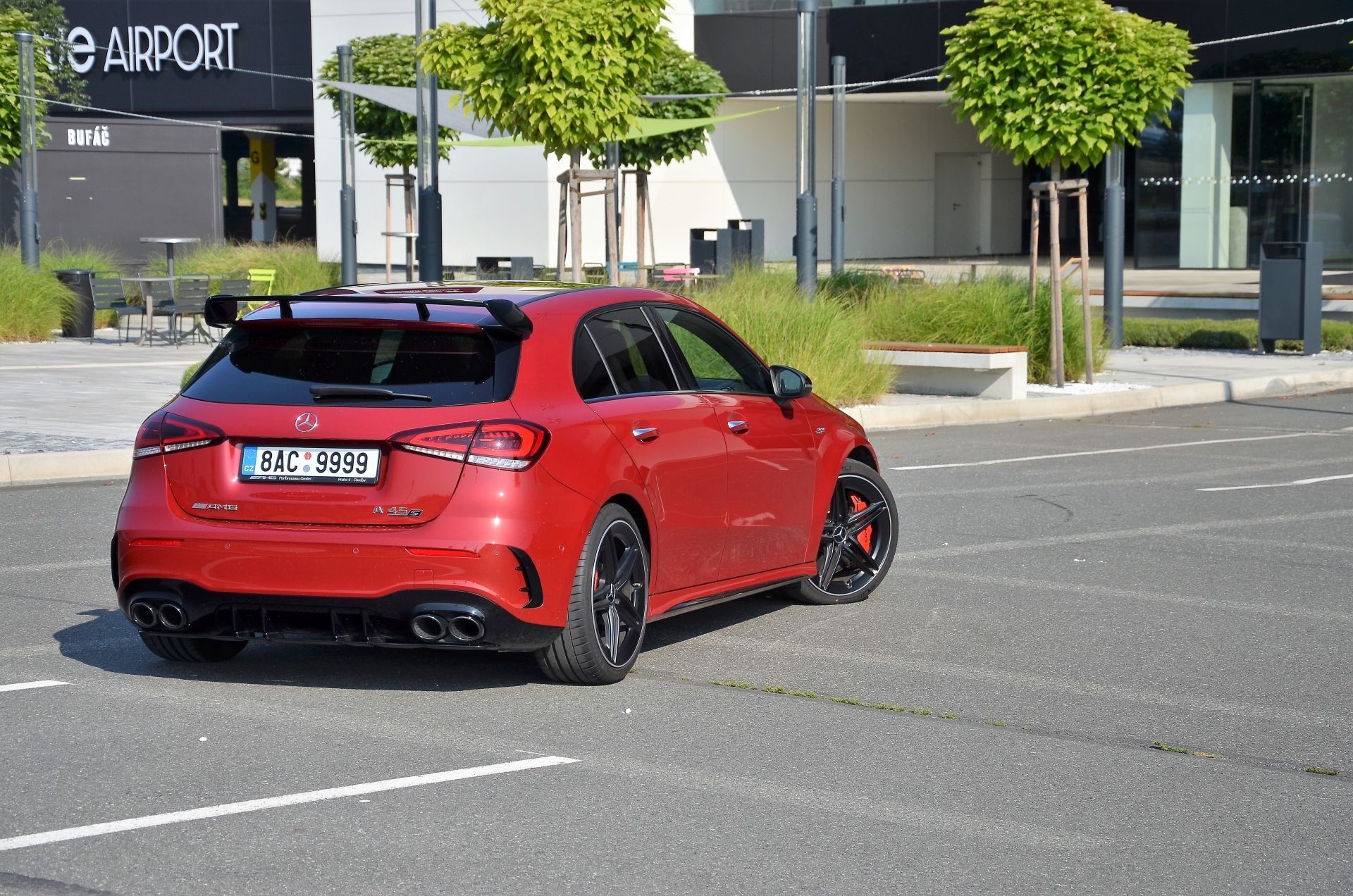 Mercedes- AMG A 45 S (2019 2020)
