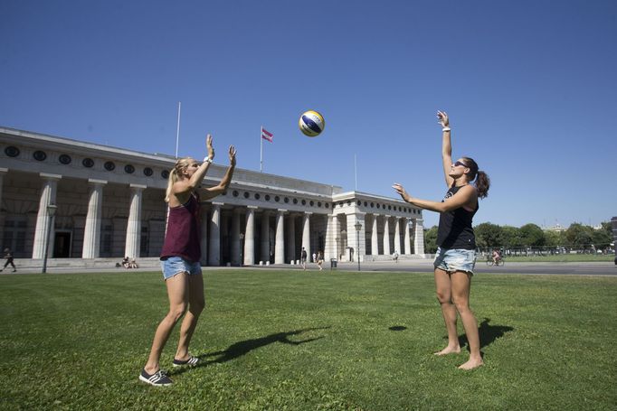 Barbora Hermannová a Markéta Sluková na MS ve Vídni 2017 (Hofburg)