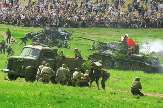 Fotografie z rekonstrukcí bitvy u Slivice. Rok pořízení 2002 - 2017