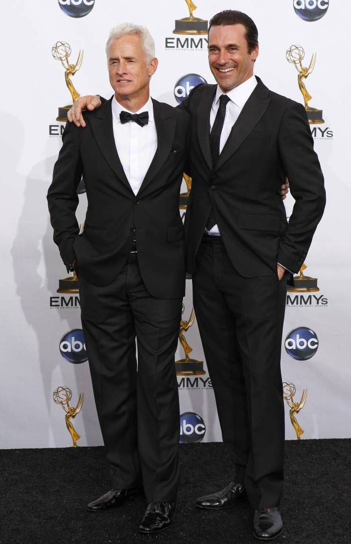 Herci John Slattery (vlevo) a Jon Hamm ze seriálu Mad Men