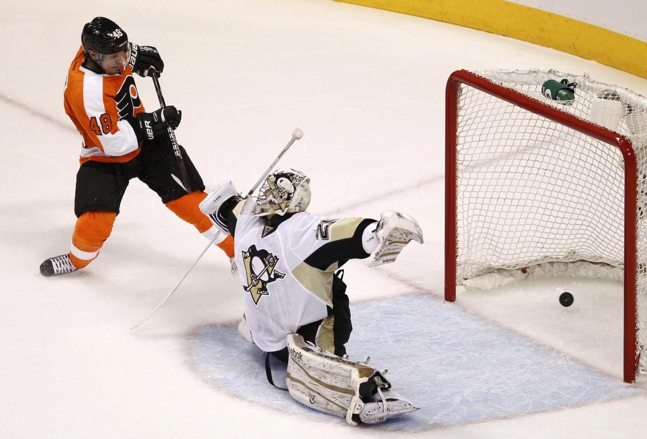 Philadelphia - Pittsburgh (Danny Briere, Marc-Andre Fleury, gól)