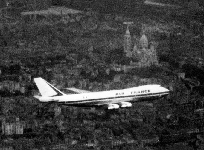 Před 50. lety poprvé vzlétl legendární letoun Boeing 747.