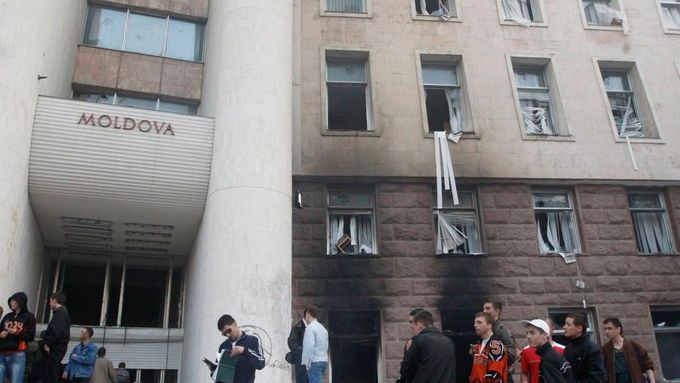 Moldavský parlament po dubnovém vyrabování demonstranty