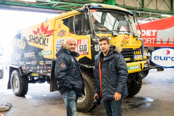 Odjezd na Rallye Dakar 2018 - Martin Macík starší a Martin Macík mladší