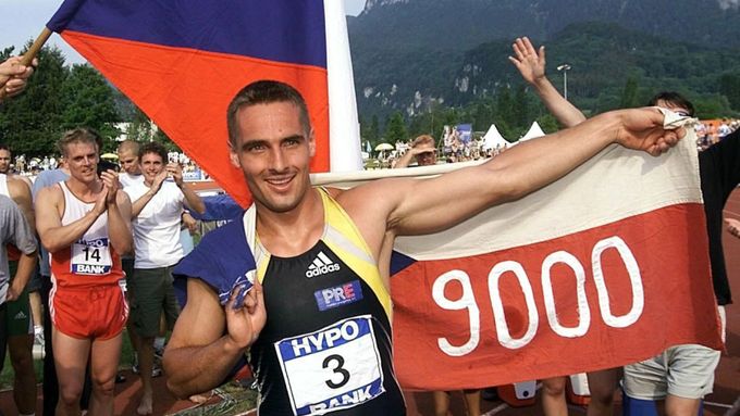 Roman Šebrle slaví světový rekord