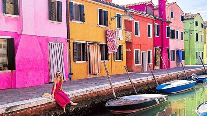 Instamísta: Okouzlující ostrov barevných domků najdete v Itálii