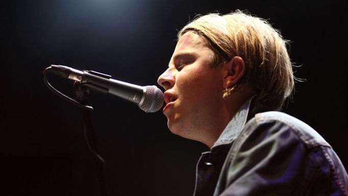 Tom Odell.