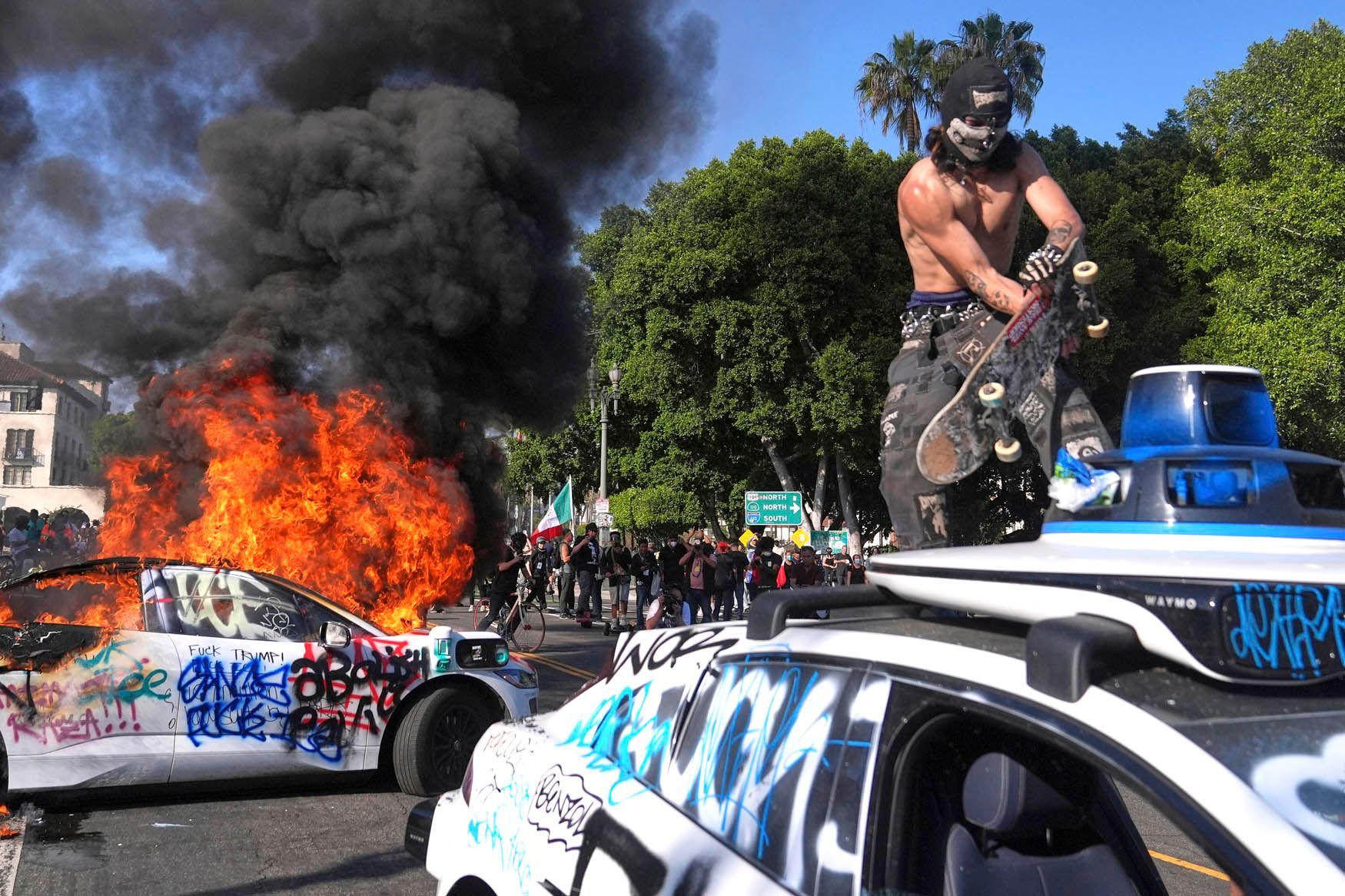 Los Angeles. USA. nepokoje, migranti Trump
