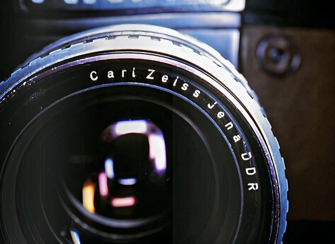 Carl Zeiss / DDR
Uplynulo 30 let od sjednocení ekonomik východního a západního Německa.