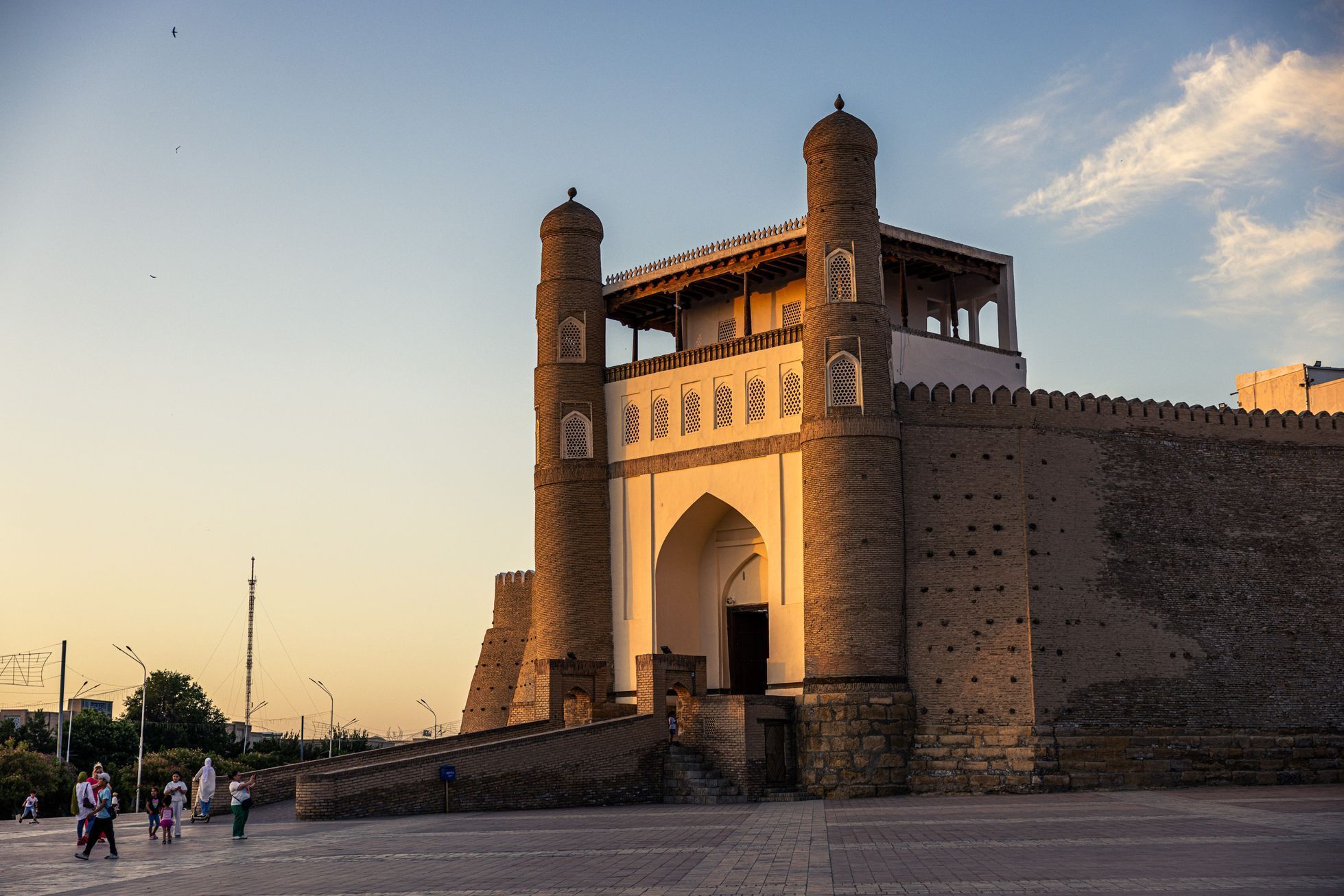 Dan Přibáň Žlutá žába Trabantem Turkmenistán