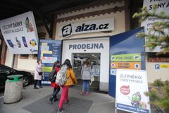 Největší tuzemský e-shop Alza.cz zvýšil zisk o pětinu, tržby přesáhly 14 miliard