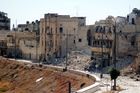 Syrští povstalci dobyli město Bosra plné památek UNESCO