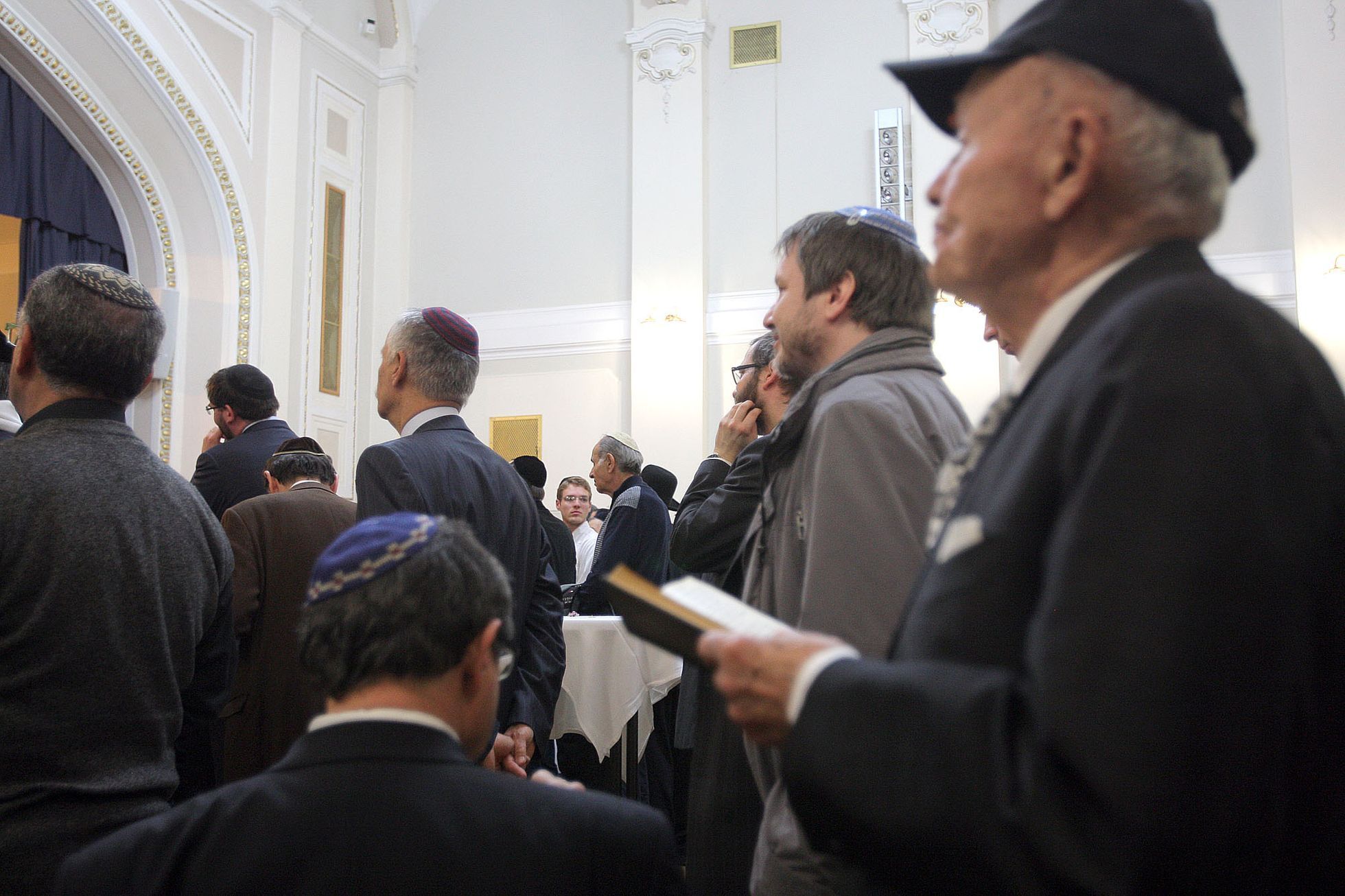 Nové tóry pro Staronovou synagogu v Praze