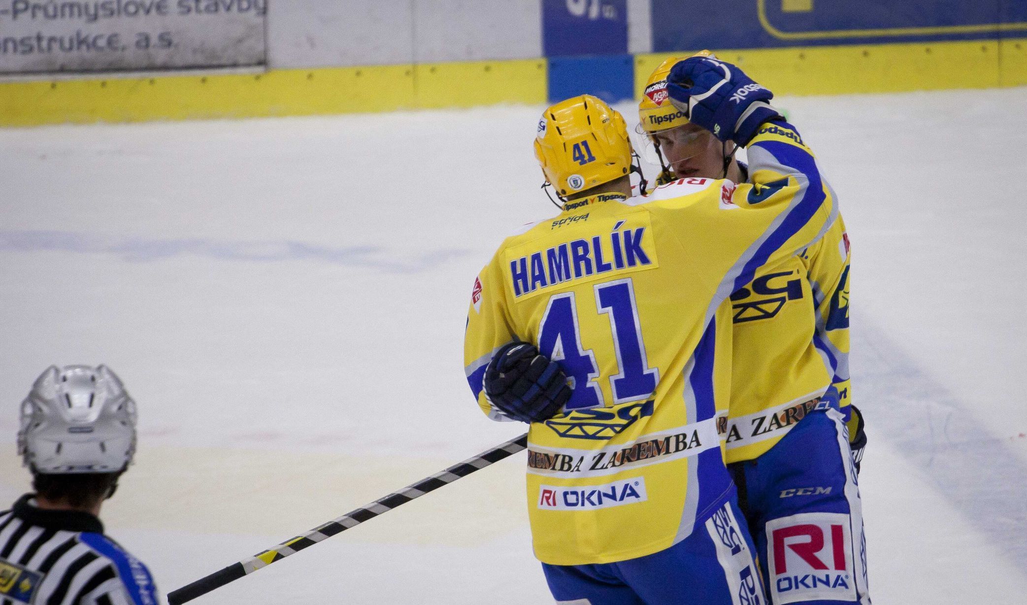 Hokejisté Zlína v utkání 13. kola Tipsport extraligy 2012/13 proti Pardubicím.