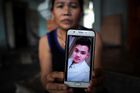 Řidič kamionu, kde bylo 39 mrtvých Vietnamců, se přiznal k pašování lidí