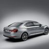 Škoda Superb 2015 (šikmo záď)