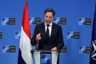 NATO povede končící nizozemský premiér Rutte. Je silným vůdcem, uvedl Stoltenberg